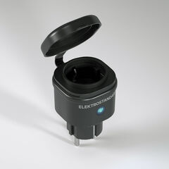 Умная мобильная розетка Elektrostandard Wi-Fi 3500W IP44 76103/00 черный