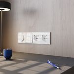 Накладка для розетки с заземлением и защитными шторками, с USB A+A, S70 (белый глянцевый)