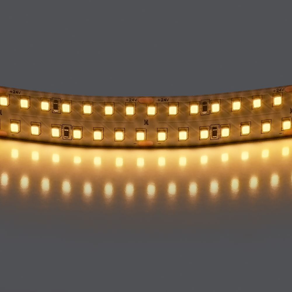 422003 Лента LIGHTSTAR LED 24V 30W 280leds/M 3000LM/M 3000K IP20 1шт = 5м