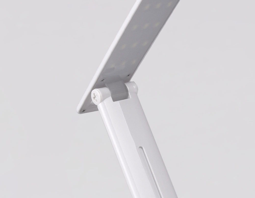 DE500 WH белый LED 4200K 9W