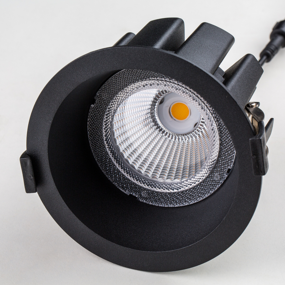 385137 Светильник CICLONE CYL 18W LED 1456LM 60G ЧЕРНЫЙ 3000K IP65