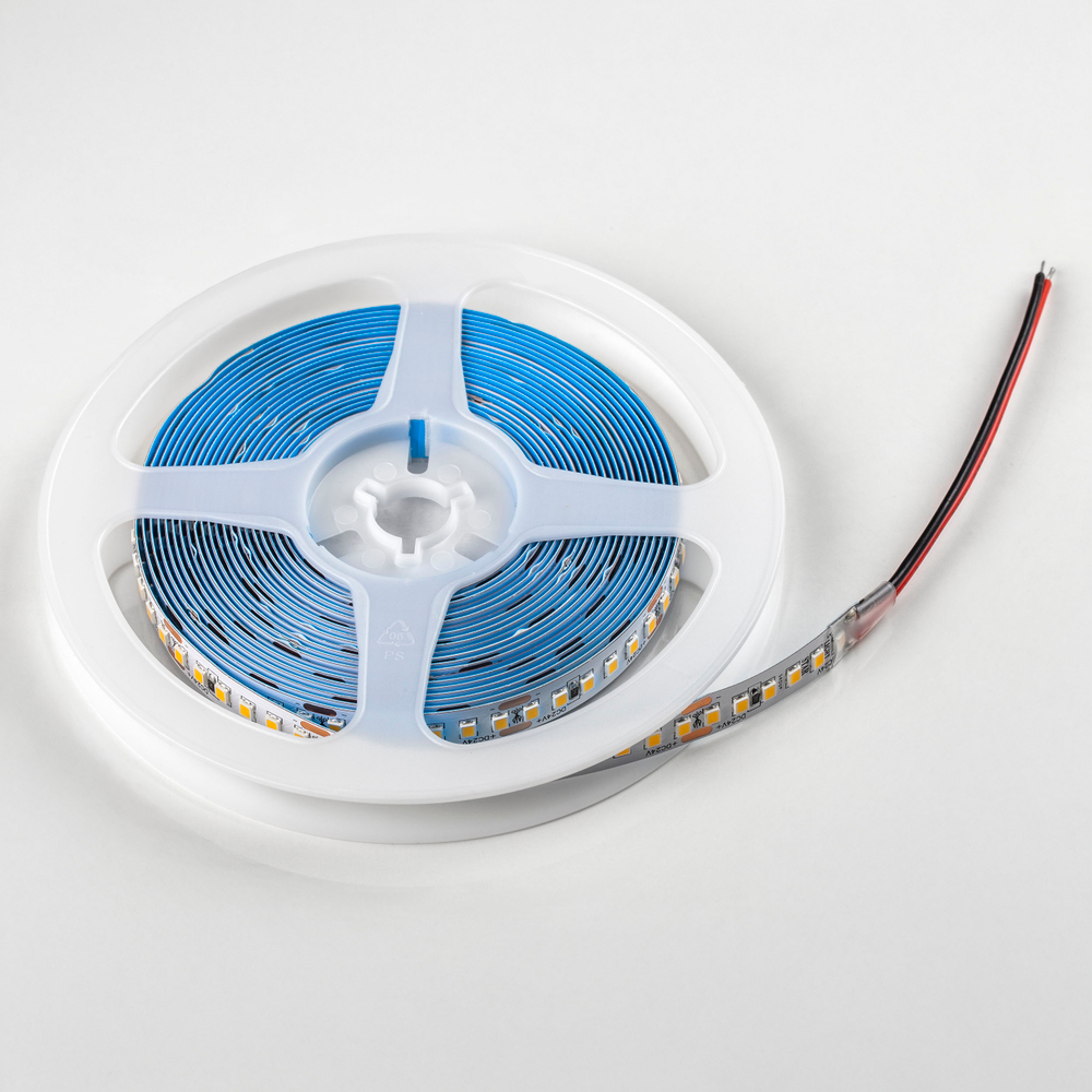 421003 Лента LIGHTSTAR LED 24V 20W 180leds/M 2000LM/M 3000K IP20 1шт = 5м