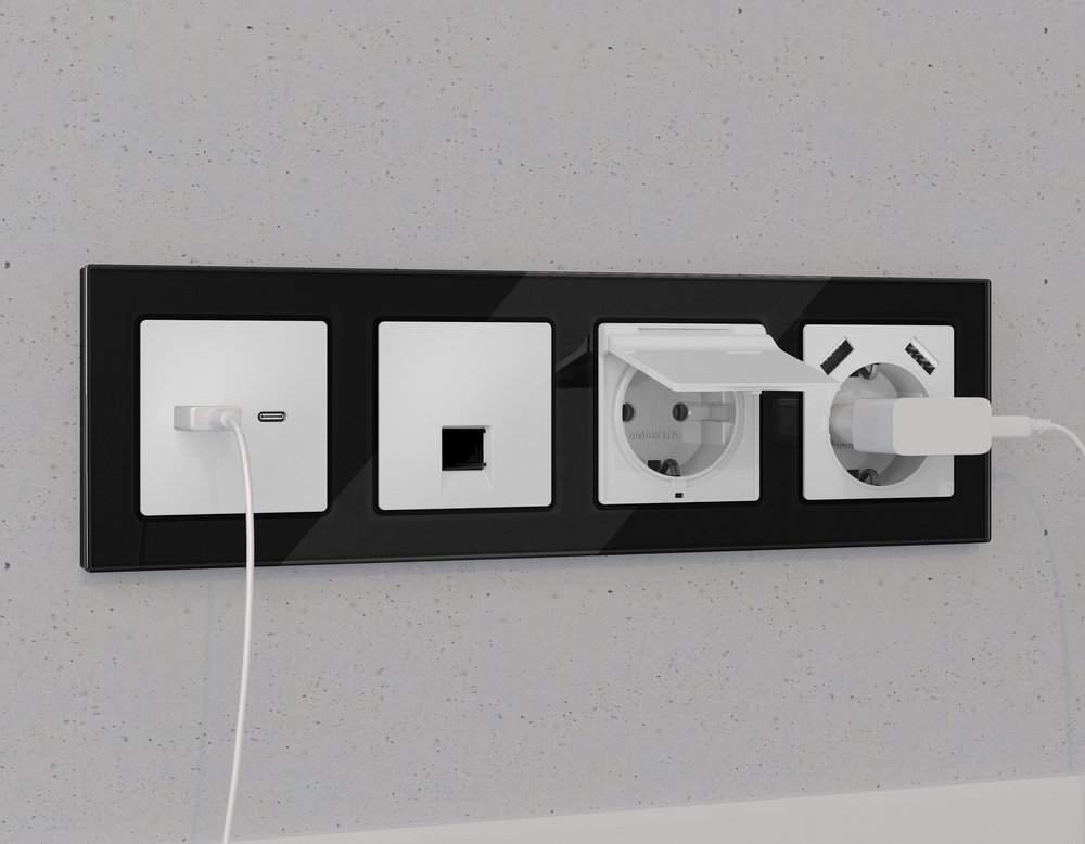 MA129010 Комплект механизма электрической розетки ALFA Белый матовый 2USB A+A 18W (быстрая зарядка) с/з QUANT (AP1290, VM155)