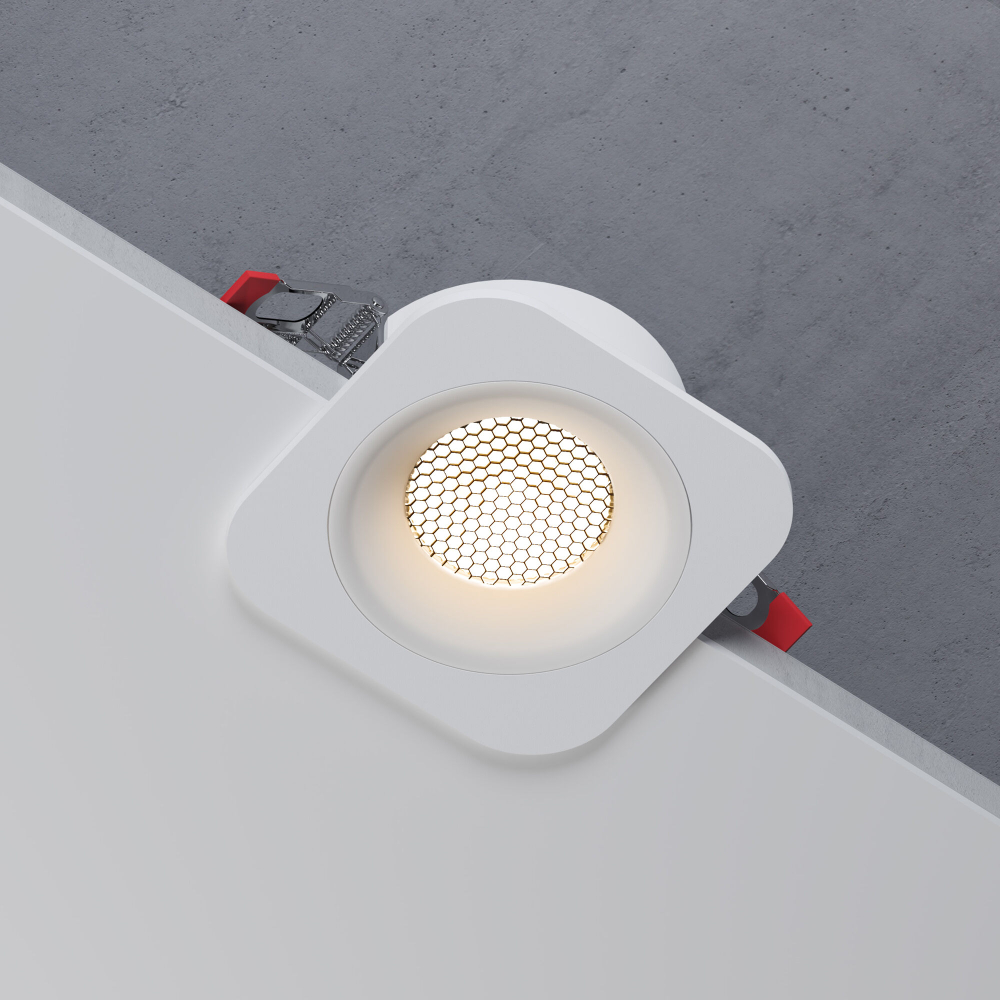 Светильник встраиваемый с антибликовой решеткой Tetro 10W 3000K белый IP44 15276/LED