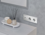 MA411010 Комплект механизма розетки ALFA Серебро глянец 2USB A+C 20W (быстрая зарядка) QUANT (AP4110, VM177)