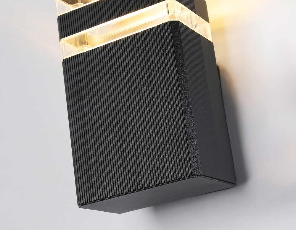 ST2572 BK/CL черный/прозрачный IP54 GU10 max 35W 205*110*65