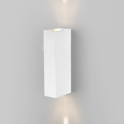 Купить Уличный настенный светодиодный светильник Blaze LED IP54 35136/W белый