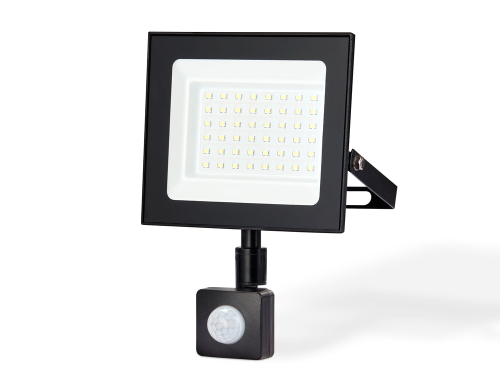 ST8115 BK черный IP65 LED 6500K 50W 160*134*28