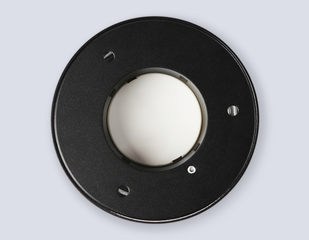 TU5531 BK черный IP20 GX70 D120*87
