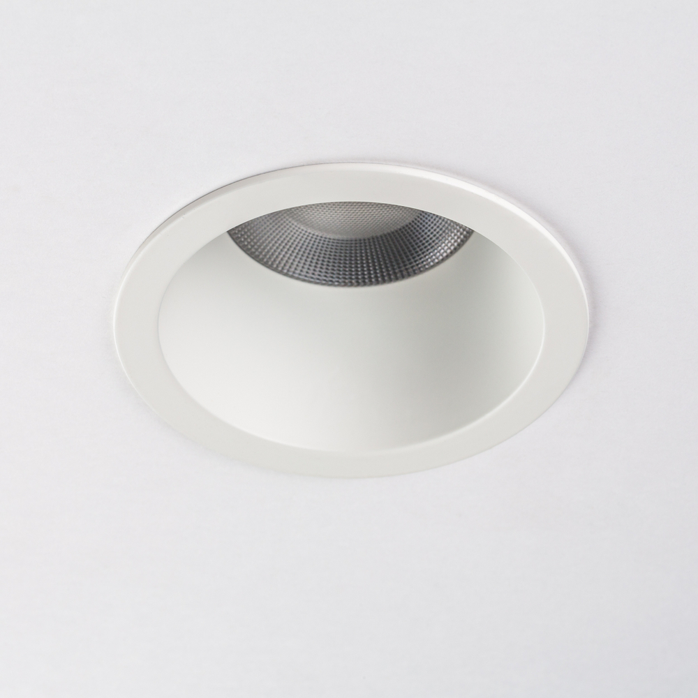 385636 Светильник CICLONE CYL 12W LED 923LM 60G БЕЛЫЙ 3000K IP44