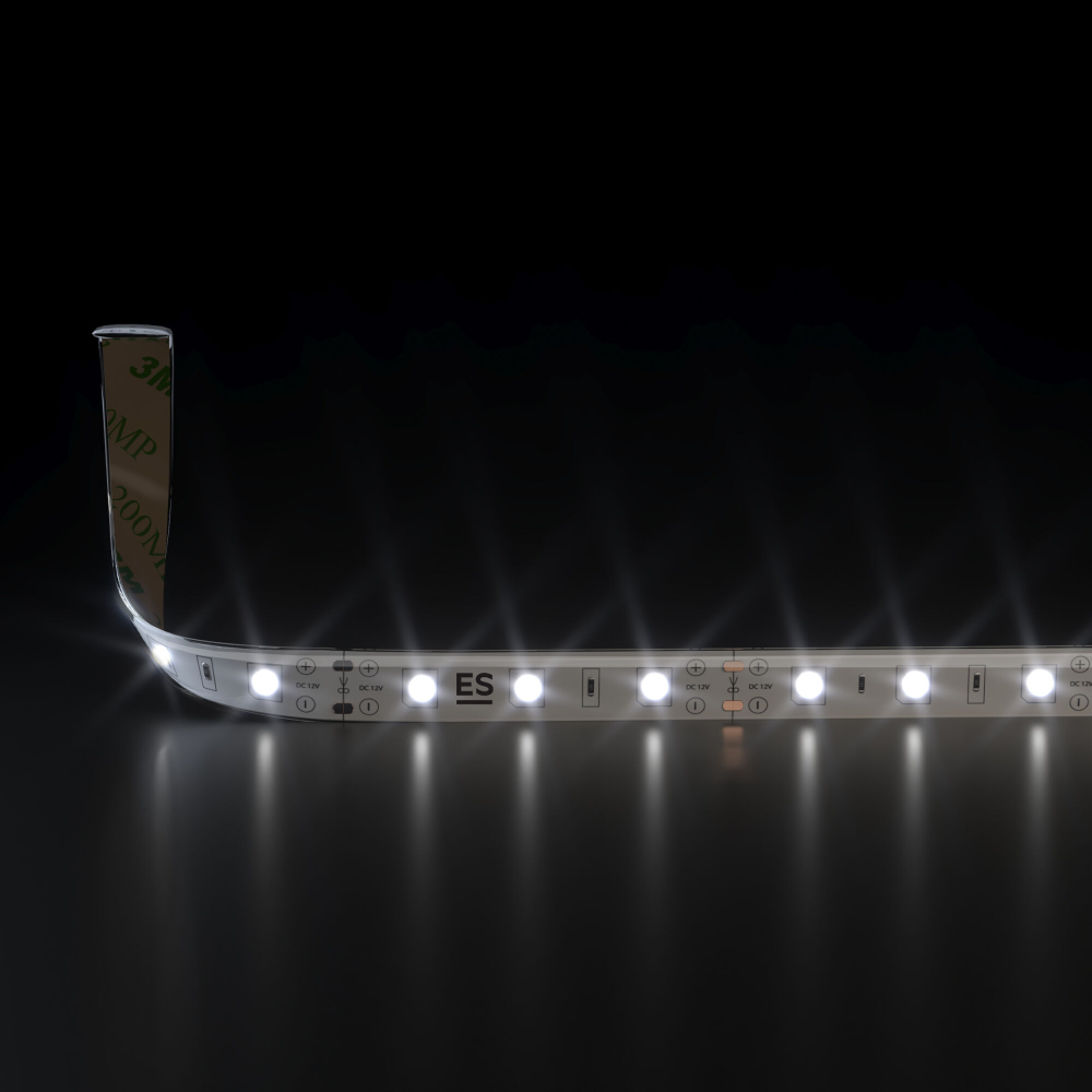 Светодиодная лента 12 В 4,8 Вт/м 60 Led/м 2835 IP65, дневной белый 4200К, 5 м Лента светодиодная 12V 4,8W 60Led 2835 IP65 дневной белый, 5м