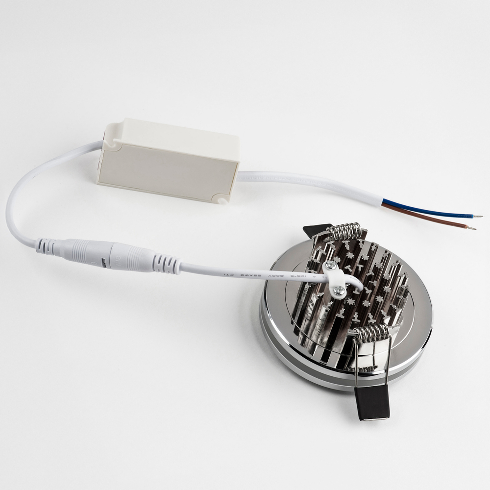 070252 Светильник MATURO LED 5W 470LM ХРОМ/МАТОВЫЙ 3000K