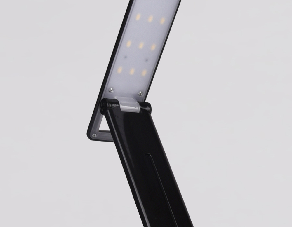 DE501 BK черный LED 4200K 9W