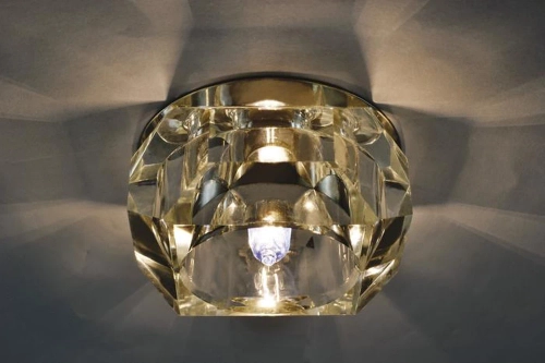 Купить Точечный встраиваемый светильник Arte Lamp BRILLIANTS A8046PL-1CC