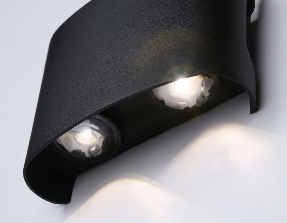 ST4452/4 BK черный IP65 LED 4200K 4W 106*80*37