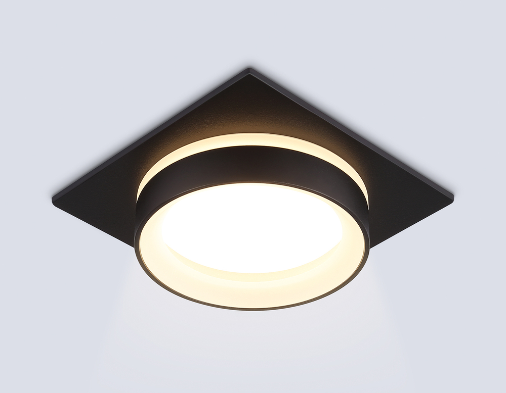 TN6710 BK черный IP44 GX53 max 15W 105*105*45