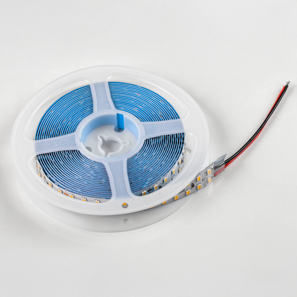 421503 Лента LIGHTSTAR LED 24V 24W 240leds/M 2400LM/M 3000K IP20 1шт = 5м