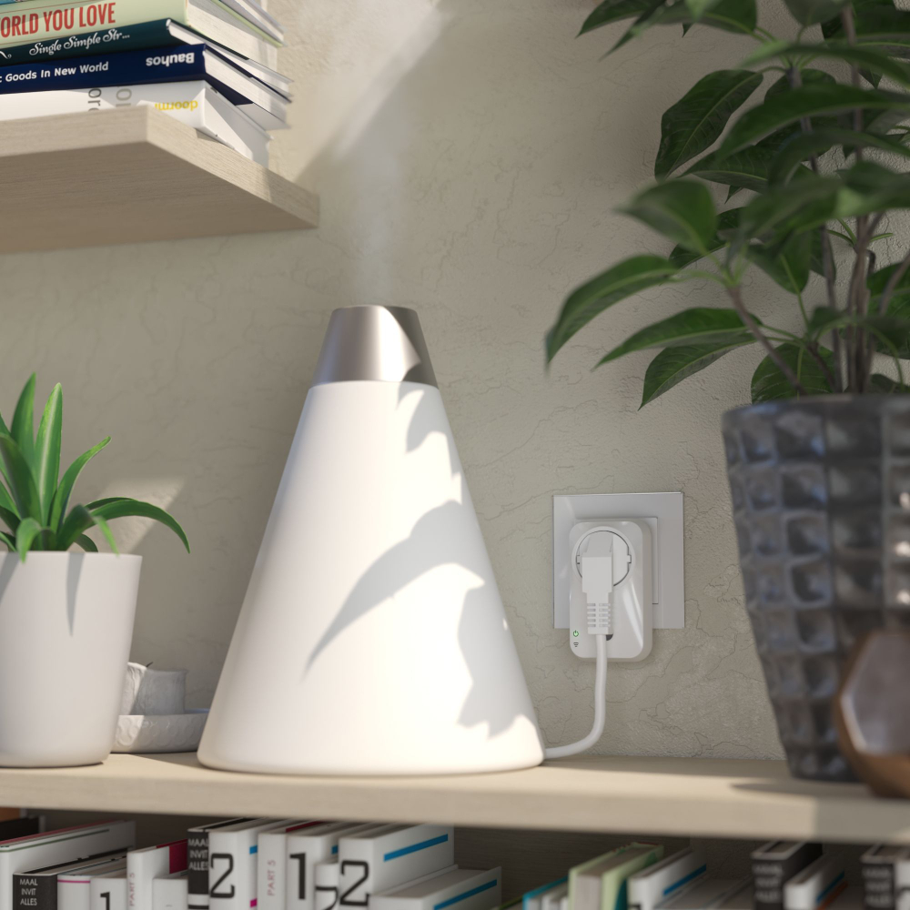 Умная мобильная розетка Elektrostandard Wi-Fi 3500W IP20 76100/00 белый