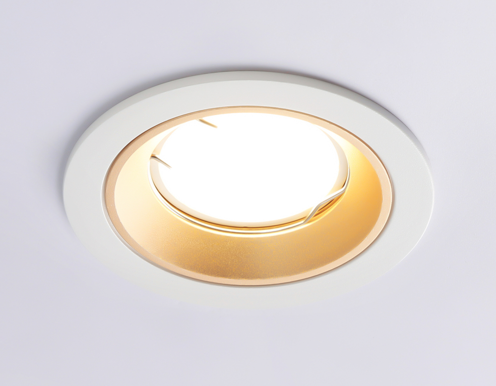 A8922 WH/GD белый/золото MR16 GU5.3 D92*24