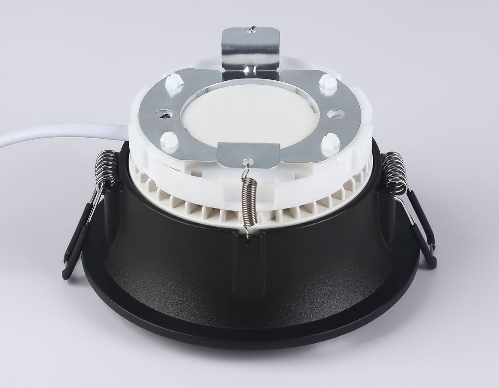 TN6759 BK черный IP44 GX53 max 15W D105*33