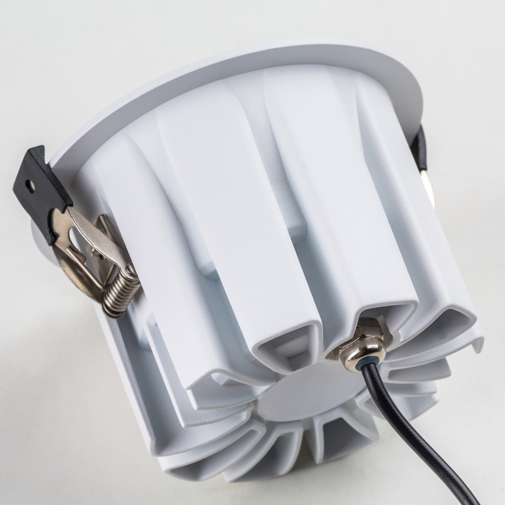 385136 Светильник CICLONE CYL 18W LED 1456LM 60G БЕЛЫЙ 3000K IP65