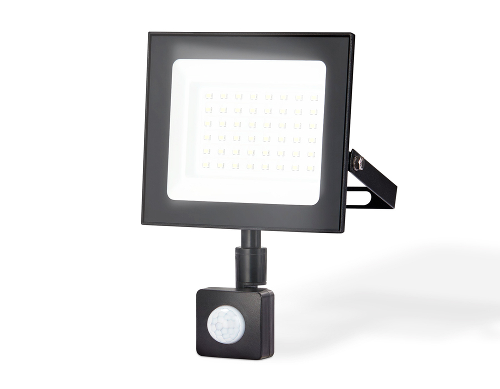ST8115 BK черный IP65 LED 6500K 50W 160*134*28