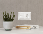 MA111010 Комплект механизма розетки ALFA Белый глянец 2USB A+C 20W (быстрая зарядка) QUANT