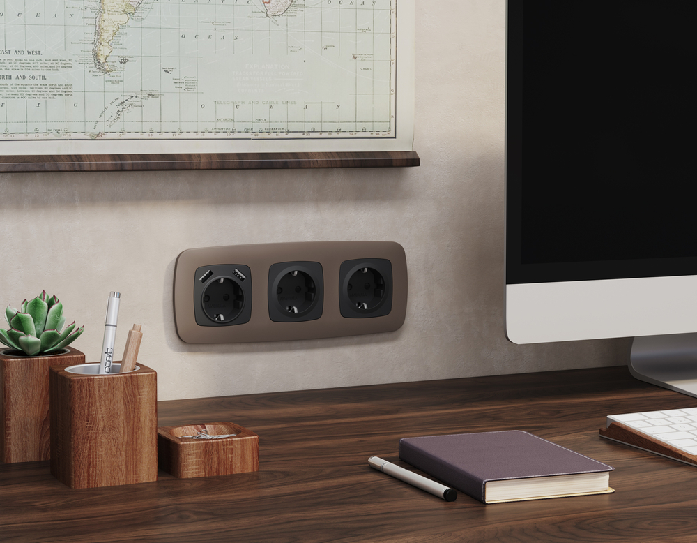 MO809010 Комплект механизма электрической розетки OMEGA Черный матовый 2USB A+A 18W (быстрая зарядка) с/з QUANT (OP8090, VM155)