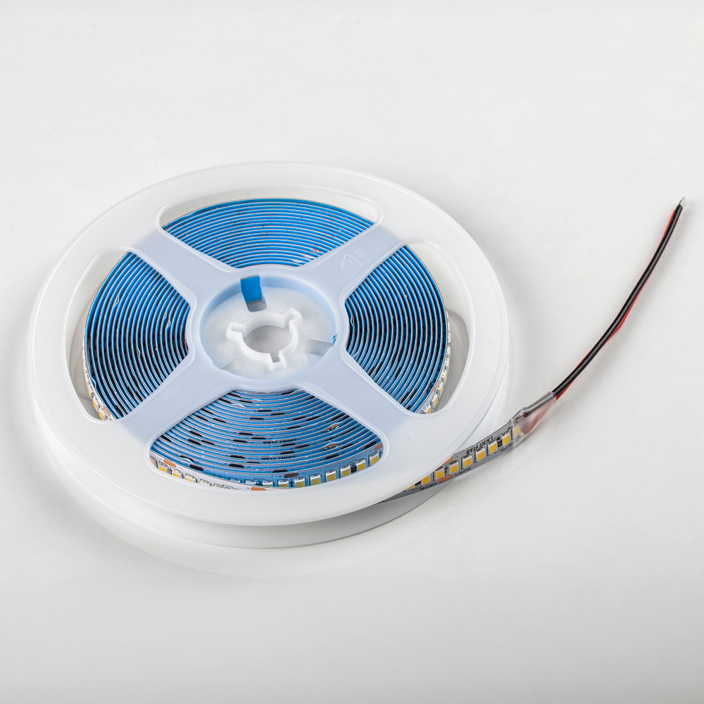 421024 Лента LIGHTSTAR LED 24V 24W 240leds/M 2400LM/M 4000K IP20 1шт = 5м