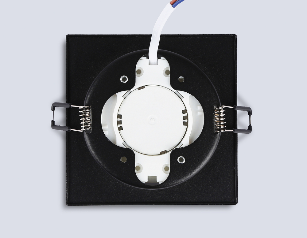 TN6710 BK черный IP44 GX53 max 15W 105*105*45